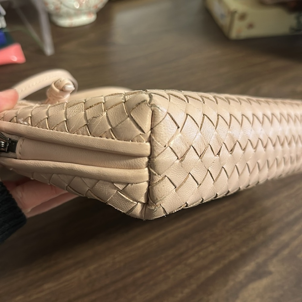 Bottega Veneta Nodini Leather Crossbody Bag - Picture 5 of 9